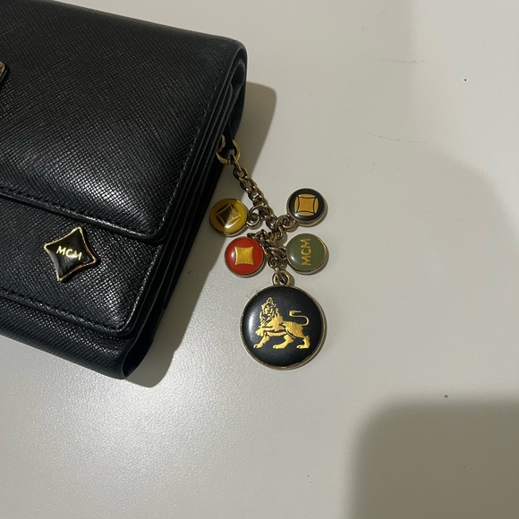 MCM BLACK LEATHER TRIFOLD WALLET - Picture 10 of 16